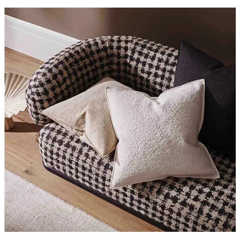 Alberto Cushion - Nougat (50cm)