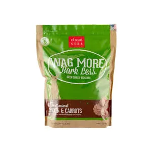 Cloud Star Wag More Bark Less Oats & Grains Biscuits with Chicken & Carrots Dog Treats