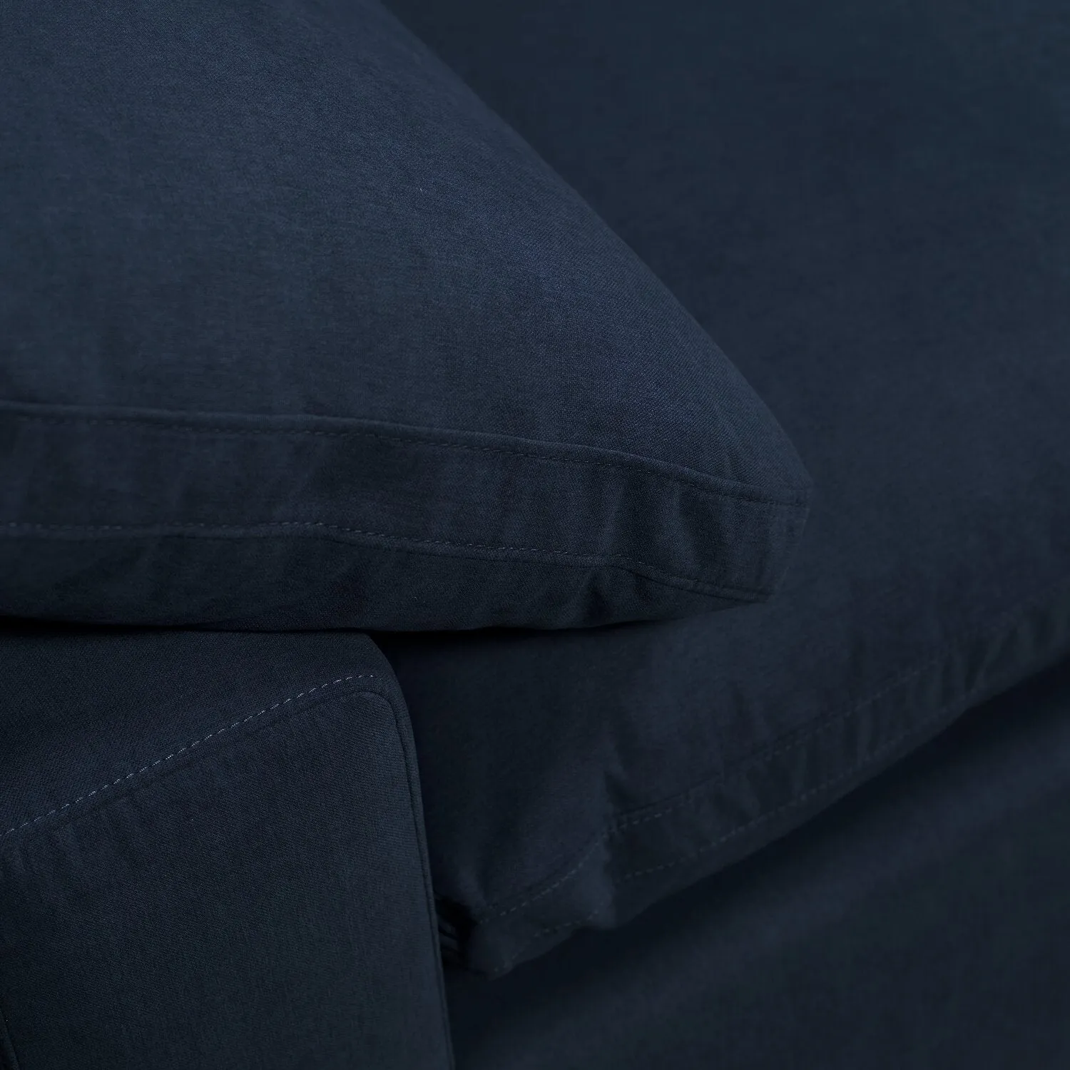 Dalyn 4-Piece Linen-Look Fabric Modular Sectional with Ottoman - Navy