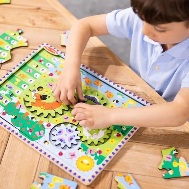 Melissa & Doug Animal Chase I-Spy Wooden Gear Puzzle 24-Piece