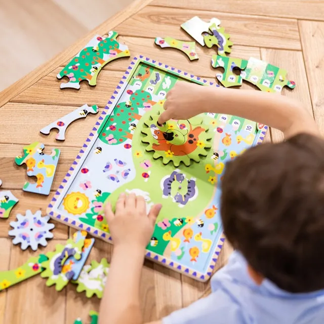 Melissa & Doug Animal Chase I-Spy Wooden Gear Puzzle 24-Piece