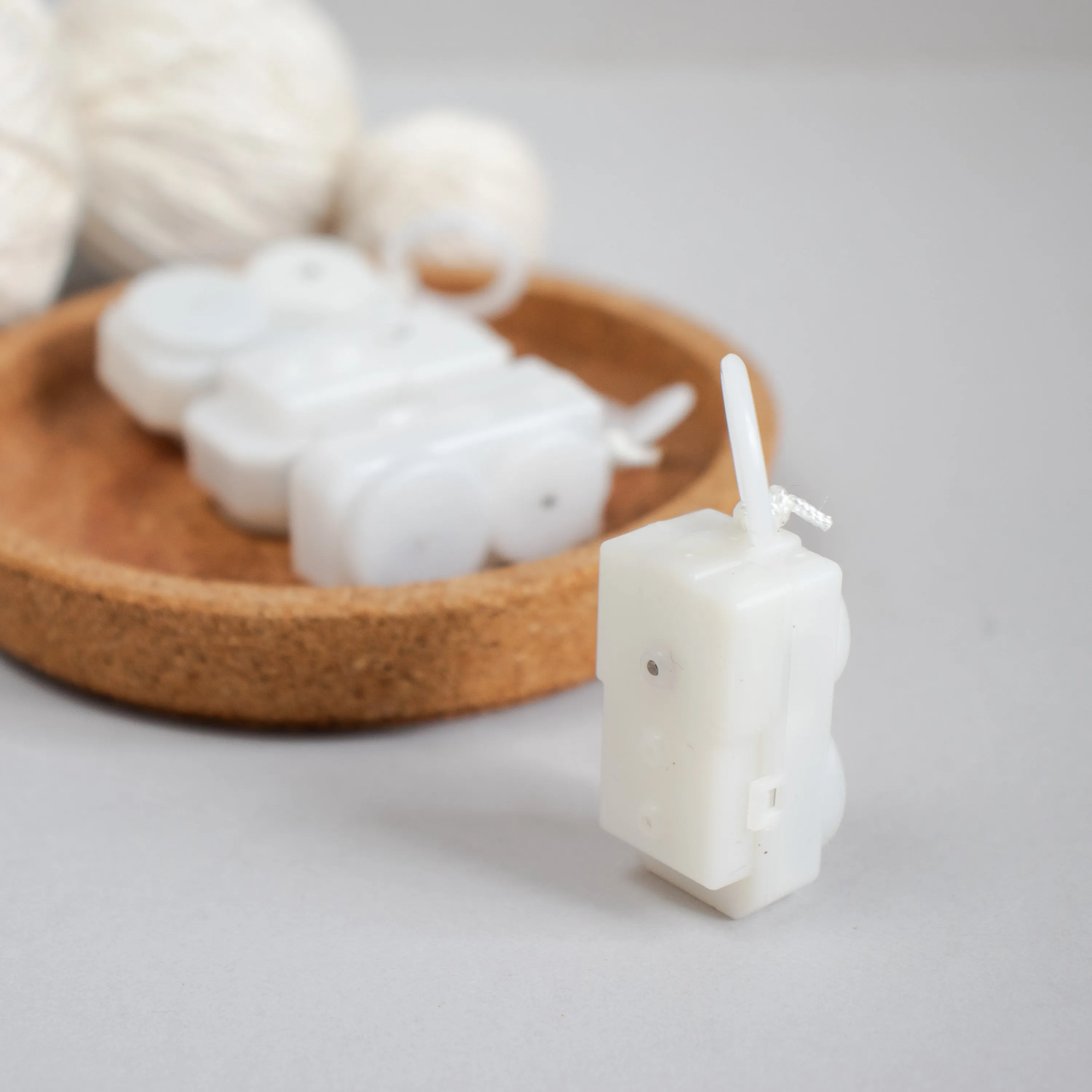 Vibrating Box . Pull String Toy Insert